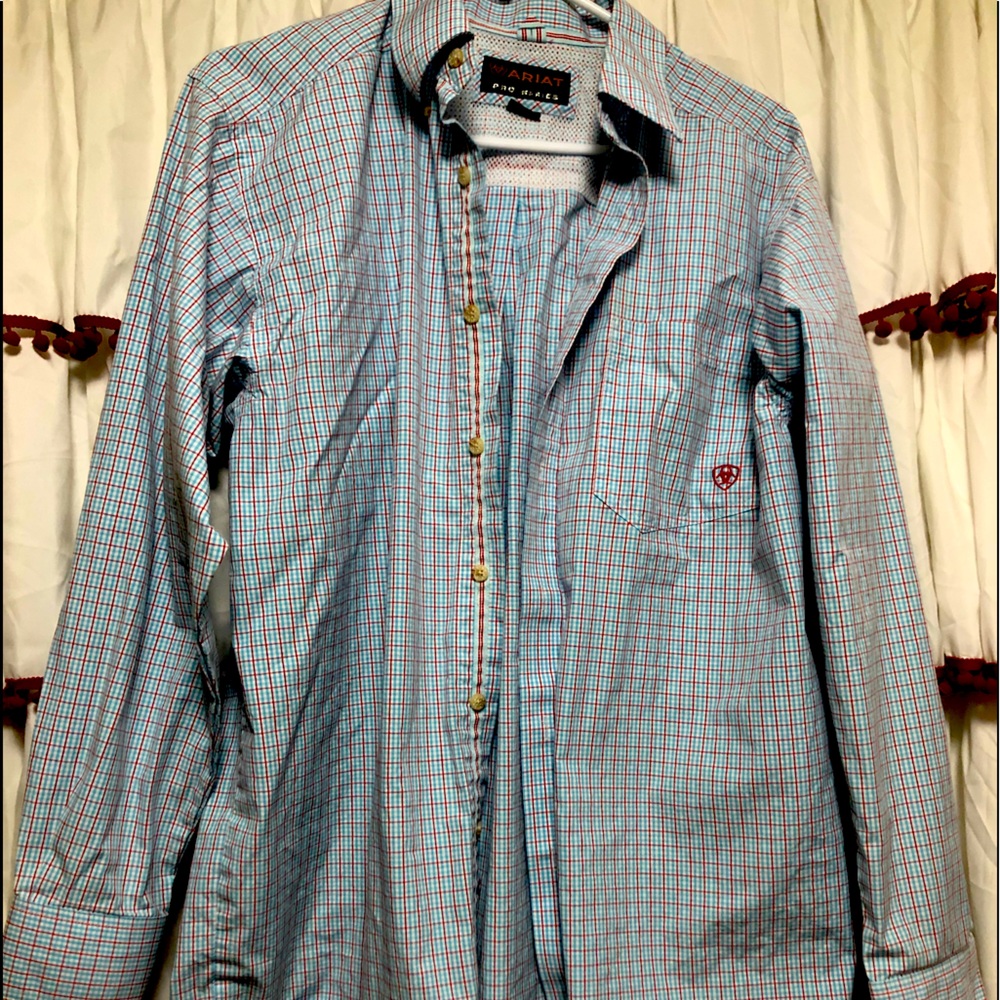 Ariat top